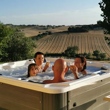 Il Campetto לינה וארוחת בוקר סניגליה