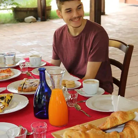 לינה וארוחת בוקר Il Campetto 3*